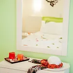 Nefeli Apartament *
