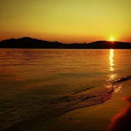 Nefeli * Koukounaries