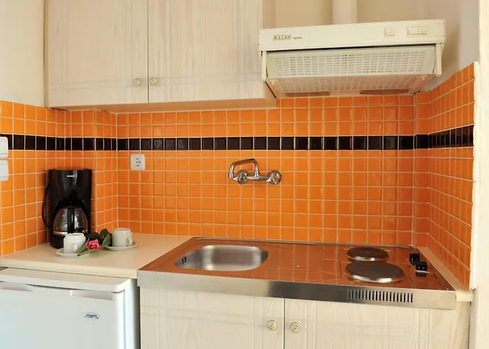 Nefeli Apartament Koukounaries