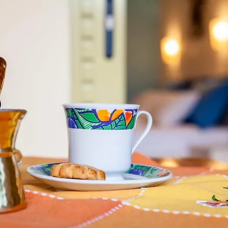 Nefeli * קוקונאריס